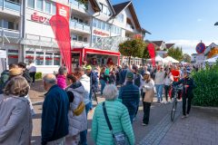 Verkaufsoffener-Sonntag-10.2025-_-107-Dieter-Schaeuble